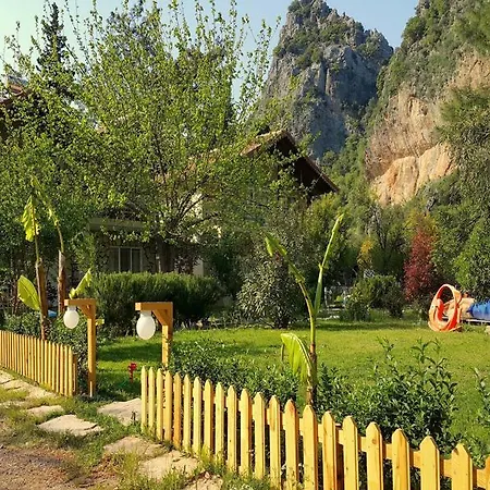 Gasthof Dionysos Çıralı